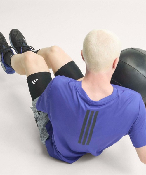 adidas（アディダス）の「ドロップセット 4 トレーニング / Dropset 4 Training / アディダス adidas（スニーカー・メンズ・ブラック×シルバー・25.5cm/29.0cm/28.5cm/28.0cm/25.0cm/27.5cm/27.0cm/26.5cm/26.0cm/24.5cm）」の2枚目の写真