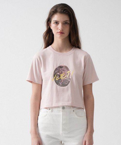VLETI(ブレッティ)の「Stone Art Work Printing Crop T-shirt (Pink)(Tシャツ/カットソー・レディース・ピンク・FREE)」の2枚目の写真