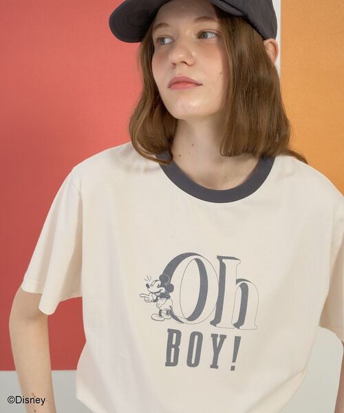 Disney(ディズニー)の「【Mickey&Friends】ビンテージ加工アソートプリントTシャツ(Tシャツ/カットソー・レディース・ダークグレー/サックスブルー/ライトベージュ/オフホワイト・FREE)」の3枚目の写真