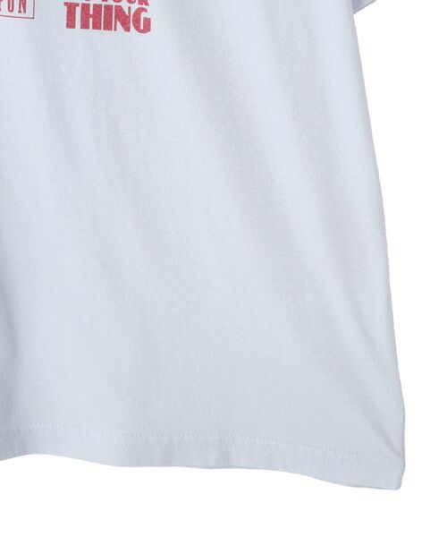 Disney(ディズニー)の「【Mickey&Friends】ビンテージ加工アソートプリントTシャツ(Tシャツ/カットソー・レディース・ダークグレー/サックスブルー/ライトベージュ/オフホワイト・FREE)」の8枚目の写真