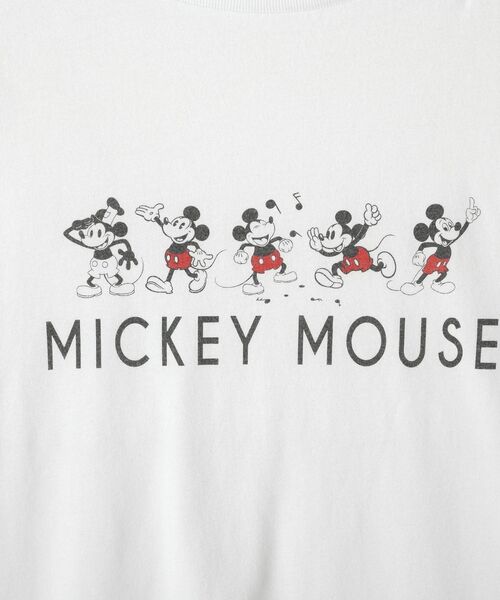 Disney(ディズニー)の「【Mickey&Friends】ビンテージ加工アソートプリントTシャツ(Tシャツ/カットソー・レディース・ダークグレー/サックスブルー/ライトベージュ/オフホワイト・FREE)」の15枚目の写真