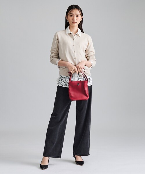 INDIVI(インディヴィ)の「【ウール混/美素材】ベーシック丸首カーディガン(カーディガン/ボレロ・レディース・チャコール/ブラック系3/ベージュ系その他6/レッド系1/グリーン系・13/05/34/15 /38)」の19枚目の写真