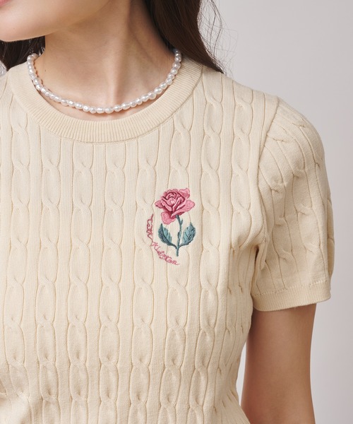 Cath Kidston（キャスキッドソン）の「ローズエンブロイダリー ショートスリーブニット School of Joy（ニット/セーター・レディース・アイボリー/ブルー/ピンク/レッド/ブラウン・FREE）」の9枚目の写真