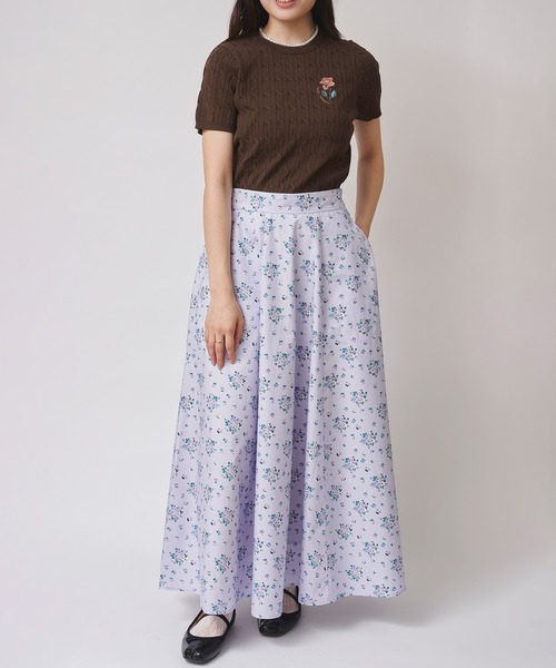 Cath Kidston（キャスキッドソン）の「ローズエンブロイダリー ショートスリーブニット School of Joy（ニット/セーター・レディース・アイボリー/ブルー/ピンク/レッド/ブラウン・FREE）」の14枚目の写真