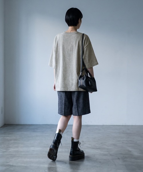 STYLE DELI(スタイルデリ)の「【BLK001】コントラストラインTシャツ(Tシャツ/カットソー・レディース・ブルー/グレー・FREE)」の17枚目の写真