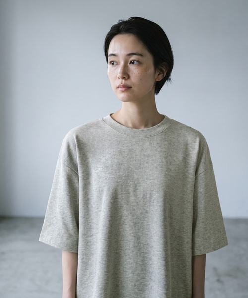 STYLE DELI(スタイルデリ)の「【BLK001】コントラストラインTシャツ(Tシャツ/カットソー・レディース・ブルー/グレー・FREE)」の18枚目の写真