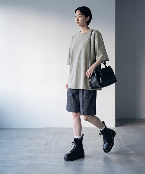 STYLE DELI(スタイルデリ)の「【BLK001】コントラストラインTシャツ(Tシャツ/カットソー・レディース・ブルー/グレー・FREE)」の20枚目の写真