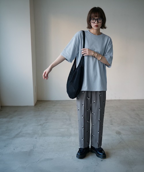STYLE DELI(スタイルデリ)の「【BLK001】コントラストラインTシャツ(Tシャツ/カットソー・レディース・ブルー/グレー・FREE)」の3枚目の写真