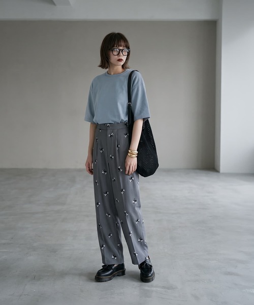 STYLE DELI(スタイルデリ)の「【BLK001】コントラストラインTシャツ(Tシャツ/カットソー・レディース・ブルー/グレー・FREE)」の8枚目の写真