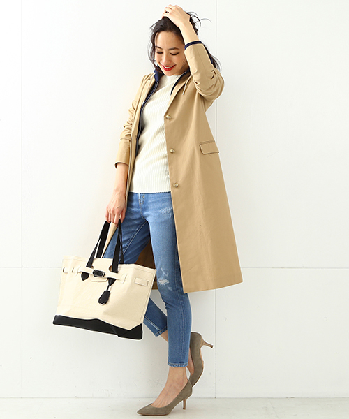 Demi-Luxe BEAMS（デミルクス ビームス）の「LA COUSETTE / 別注 キャンバスベルテッドトート L（トートバッグ・レディース・ブラック/ネイビー・ONE SIZE）」の4枚目の写真