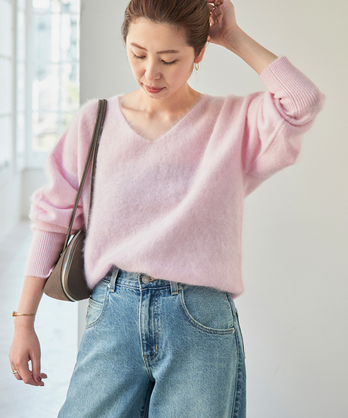 Spick & Span(スピックアンドスパン)の「ウールファーVネックプルオーバー(ニット/セーター・レディース・ベージュ/チャコールグレー/ピンク系その他・FREE)」の19枚目の写真