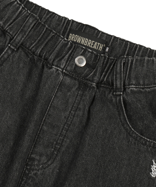 BROWNBREATH KIDS(ブラウンブレスキッズ)の「KIDS TAG CAMO POINT DENIM PANTS - DARK GREY(デニムパンツ・レディース・その他・110/120/130/140/150)」の4枚目の写真
