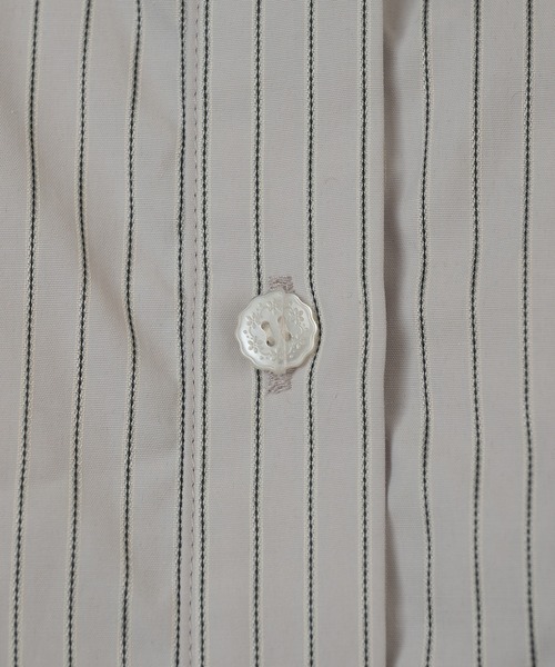 hazyl(ヘイジル)の「frill design shirt/フリルデザインシャツ(シャツ/ブラウス・レディース・アイボリー/ブルー・フリー)」の12枚目の写真