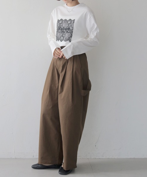 cheriella(シェリエラ)の「【cheriella】レースグラフィックロゴロンT LACE GRAPHIC LOGO LONG TEE(Tシャツ/カットソー・レディース・オフホワイト/チャコールグレー・FREE)」の6枚目の写真