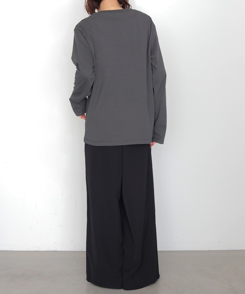 cheriella(シェリエラ)の「【cheriella】レースグラフィックロゴロンT LACE GRAPHIC LOGO LONG TEE(Tシャツ/カットソー・レディース・オフホワイト/チャコールグレー・FREE)」の22枚目の写真