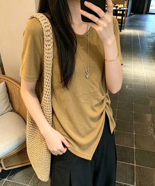 BLoomMe（ブルームミー）の「アシンメトリーTシャツ（Tシャツ/カットソー・レディース・ブラック/キャメル/グレー/ホワイト・M）」の20枚目の写真