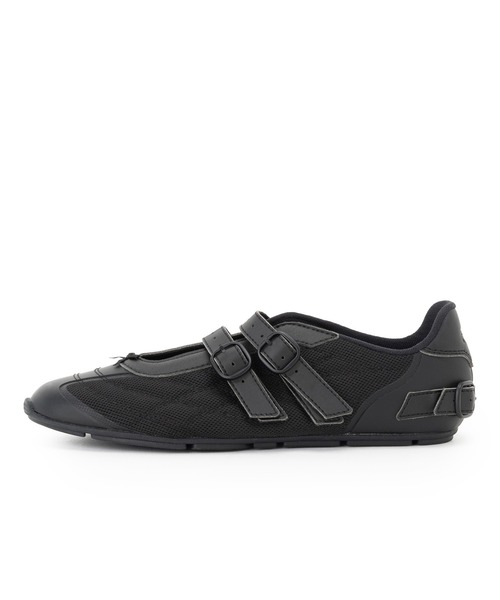 FILA（フィラ）の「FILA X OJOS RITMO SLEEK V / フィラオホスリトモスリークブイシー（スニーカー・レディース・ブラック・25.0cm/24.0cm/23.0cm/26.0cm）」の4枚目の写真