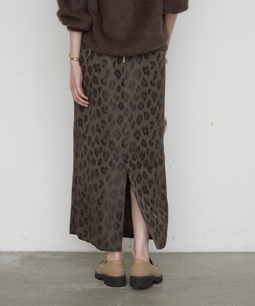 LOUNGEDRESS(ラウンジドレス)の「レオパードジャガードスカート(スカート・レディース・ブラウン・36/38)」の5枚目の写真