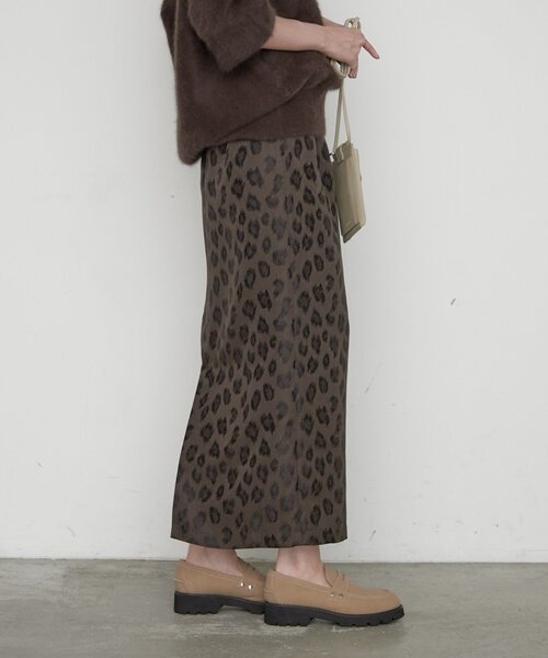 LOUNGEDRESS(ラウンジドレス)の「レオパードジャガードスカート(スカート・レディース・ブラウン・36/38)」の6枚目の写真