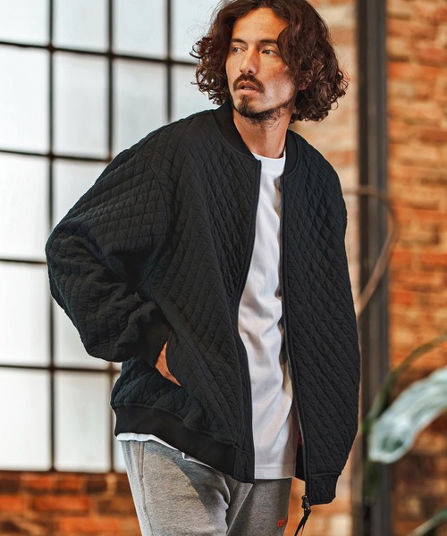felkod（フィルコッド）の「mj11986- Oversized Quilted Blouson キルトブルゾン(F26F070)（ブルゾン・メンズ・トップグレー/ブラック・L/M/S）」の4枚目の写真