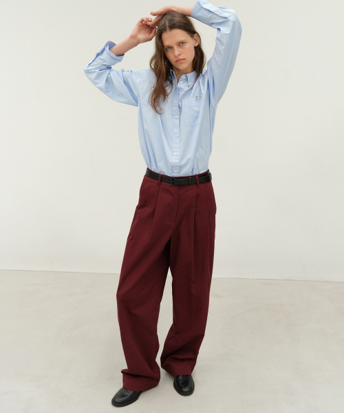 LEVAR(レバー)の「Relaxed Cotton Chino Pants - Cranberry Burgundy(その他パンツ・レディース・その他・SMALL/MEDIUM/LARGE)」の2枚目の写真