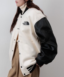 THE NORTH FACE（ザノースフェイス）の「THE NORTH FACE(ザ・ノースフェイス)/ルーズフィット 配色ライン スタジャン ヴァーシティージャケット/VARSITY HEAT JACKET（ブルゾン）」