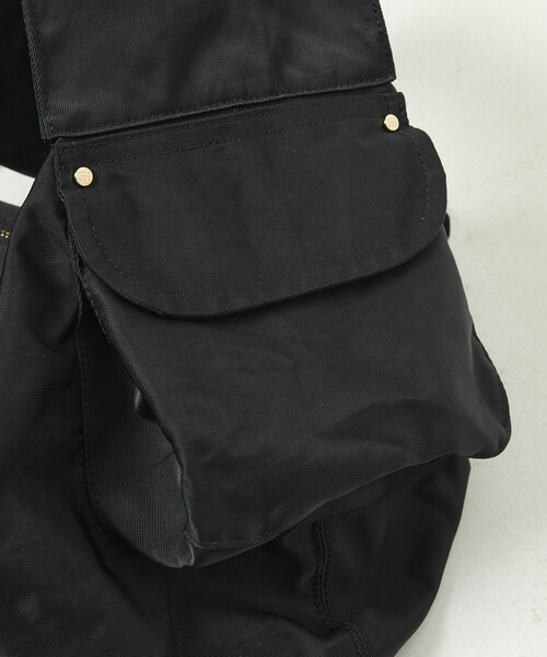 Firsthand(ファーストハンド)の「Firsthand/ファーストハンド ムスビ ビッグショルダートート バッグ【限定展開】(ショルダーバッグ・レディース・ブルー/ブラック/ベージュ・ONE SIZE)」の15枚目の写真
