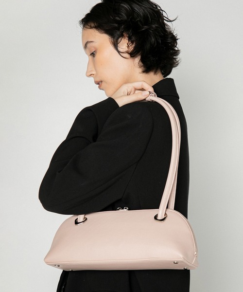 LE VERNIS(ル・ベルニ)の「LE VERNIS(ル・ベルニ)Eyelet slim boston bag(ボストンバッグ・レディース・モカ/ブラック/ピンク・FREE)」の14枚目の写真