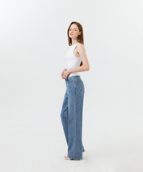 FORTYFOUR（フォーティフォー）の「[W] ダメージカッティングデニムパンツ（デニムパンツ・レディース・ライトブルー/スカイブルー/ブルー・SMALL/MEDIUM/LARGE）」の5枚目の写真