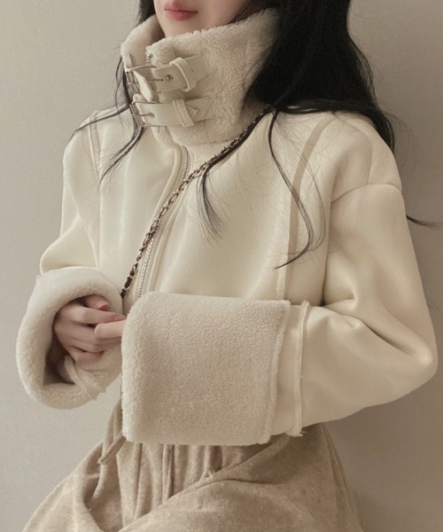 Aelina(エリナ)の「ショートスエード切り替えフェイクムートンカジュアルジャケット(ムートンコート・レディース・ブラウン/ホワイト・FREE)」の2枚目の写真