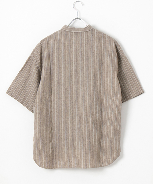 WORK NOT WORK URBAN RESEARCH(ワークノットワークアーバンリサーチ)の「WORK NOT WORK リネンストライプビッグシルエット5分袖シャツ(シャツ/ブラウス・メンズ・ベージュ/ネイビー・LARGE/MEDIUM/SMALL)」の9枚目の写真