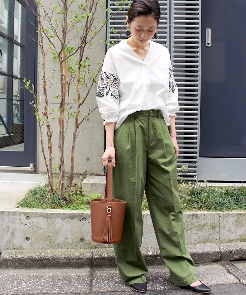 ottilie（オティーリエ）の「モチーフレースブラウス（シャツ/ブラウス・レディース・ブラック/オフホワイト・FREE）」の11枚目の写真