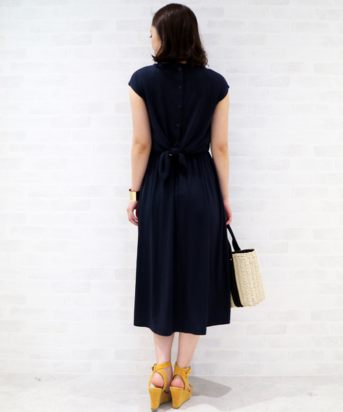 N.(N. Natural Beauty Basic)(エヌエヌナチュラルビューティーベーシック)の「バックリボンカットソーワンピース(ワンピース・レディース・イエロー/ネイビー/グレー/ブルー/ブラウン・MEDIUM)」の16枚目の写真