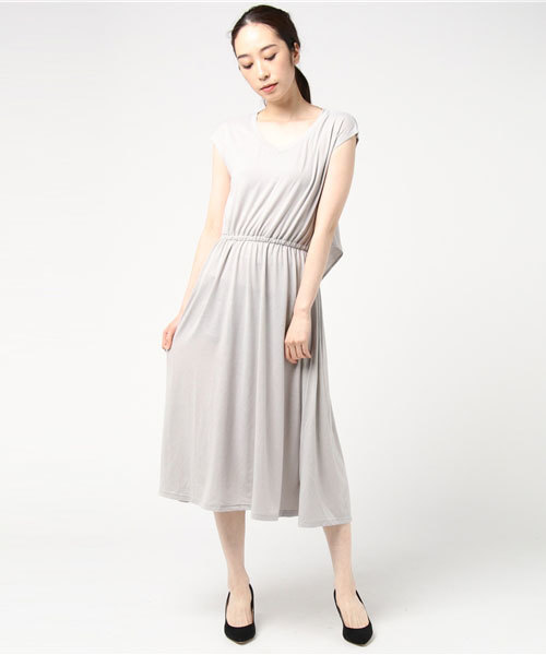 N.(N. Natural Beauty Basic)(エヌエヌナチュラルビューティーベーシック)の「バックリボンカットソーワンピース(ワンピース・レディース・イエロー/ネイビー/グレー/ブルー/ブラウン・MEDIUM)」の2枚目の写真