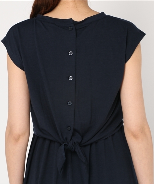 N.(N. Natural Beauty Basic)(エヌエヌナチュラルビューティーベーシック)の「バックリボンカットソーワンピース(ワンピース・レディース・イエロー/ネイビー/グレー/ブルー/ブラウン・MEDIUM)」の10枚目の写真