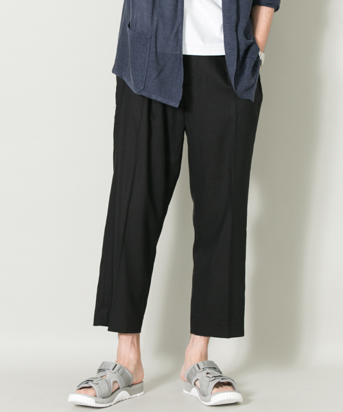 URBAN RESEARCH(アーバンリサーチ)の「UR アンクルベルトパンツ(その他パンツ・メンズ・ベージュ/カーキ/ブラック・LARGE/MEDIUM)」の7枚目の写真