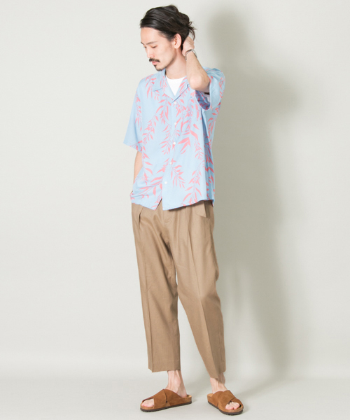 URBAN RESEARCH(アーバンリサーチ)の「UR アンクルベルトパンツ(その他パンツ・メンズ・ベージュ/カーキ/ブラック・LARGE/MEDIUM)」の8枚目の写真