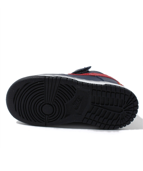 NIKE（ナイキ）の「ナイキ リトルダンク LOW TD（スニーカー・キッズ・レッド/ネイビー・13cm/14cm）」の4枚目の写真