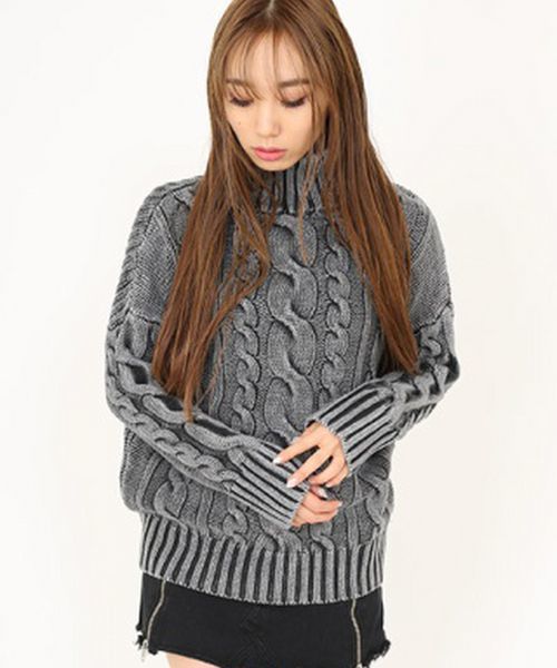 ENVYM（アンビー）の「ボリュームネックＳ／Ｗ ＫＮＩＴ                     （ニット/セーター・レディース・ブラック/ネイビー/ピンク/グリーン・FREE）」の2枚目の写真