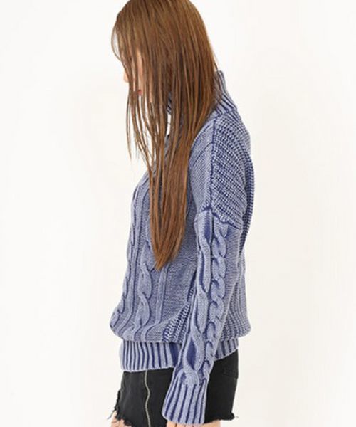 ENVYM（アンビー）の「ボリュームネックＳ／Ｗ ＫＮＩＴ                     （ニット/セーター・レディース・ブラック/ネイビー/ピンク/グリーン・FREE）」の5枚目の写真