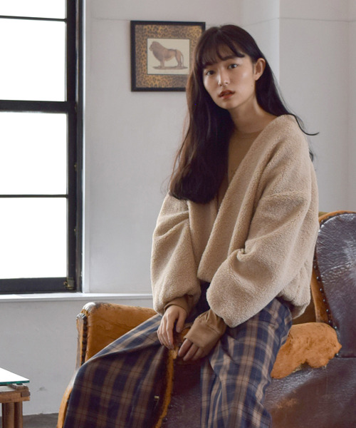 w closet（ダブルクローゼット）の「【WEB限定】ブークレショート丈ジャケット_（ノーカラージャケット・レディース・キャメル/ベージュ/グレー・FREE）」の3枚目の写真