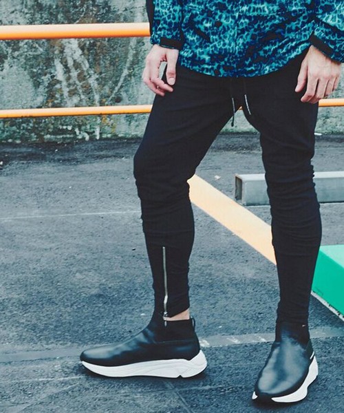 CHORD NUMBER EIGHT（コードナンバーエイト）の「ZIP SWEAT PANTS（スウェットパンツ・メンズ・ブラック/グレー・X-SMALL/SMALL/MEDIUM/LARGE）」の14枚目の写真