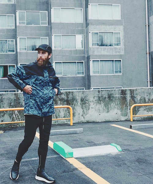 CHORD NUMBER EIGHT（コードナンバーエイト）の「ZIP SWEAT PANTS（スウェットパンツ・メンズ・ブラック/グレー・X-SMALL/SMALL/MEDIUM/LARGE）」の3枚目の写真