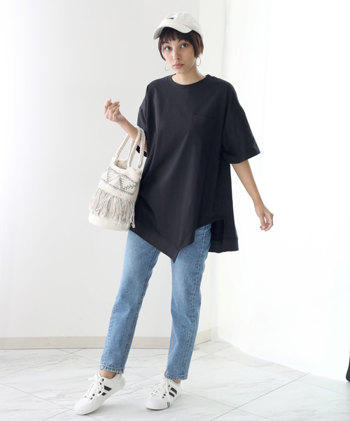 classicalelf（クラシカルエルフ）の「アシンメトリービッグシルエットミドル丈無地クルーネックTシャツ(半袖)（Tシャツ/カットソー・レディース・ホワイト/ブラック/杢グレー/ベージュ/ブラウン/グレイッシュベージュ/グレー系その他/ライトグリーン・MEDIUM/LARGE/X-LARGE/XX-LARGE/SMALL）」の19枚目の写真