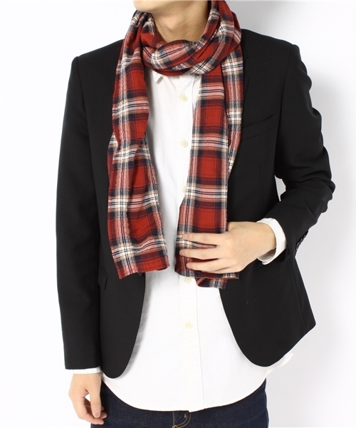 SHIPS（シップス）の「マウントレーニア×InRed×SHIPS: チェック ストール（ストール/ショール・メンズ・レッド・ONE SIZE）」の2枚目の写真