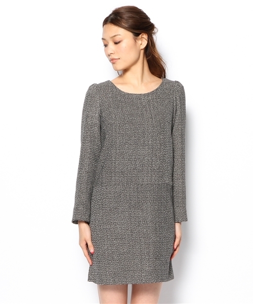 Soareak(ソアリーク)の「バックファスナーツイードワンピース(ワンピース・レディース・ベージュ/レッド/ブラック・SMALL/MEDIUM)」の4枚目の写真