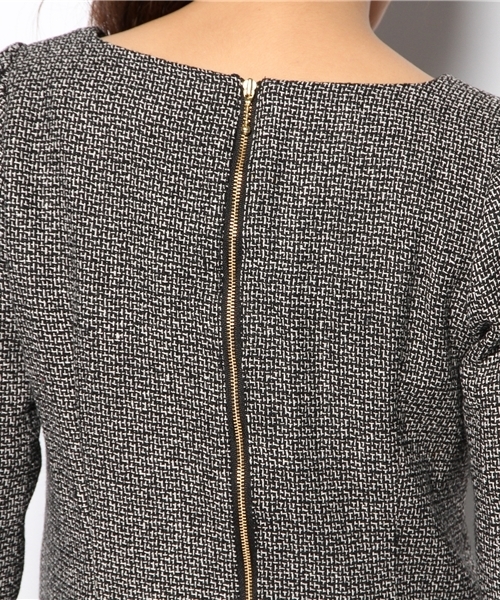 Soareak(ソアリーク)の「バックファスナーツイードワンピース(ワンピース・レディース・ベージュ/レッド/ブラック・SMALL/MEDIUM)」の10枚目の写真