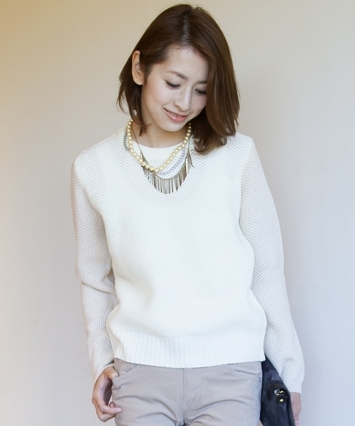 BEAUTY&YOUTH UNITED ARROWS(ビューティーアンドユースユナイテッドアローズ)の「BYBC 袖バイカラーショートクルーネックニット ◆(ニット/セーター・レディース・ホワイト/ブラック/イエロー・フリー)」の2枚目の写真