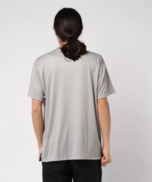 Champion(チャンピオン)の「【Champion/チャンピオン】メンズ E-MOTION プラクティスTシャツ(Tシャツ/カットソー・メンズ・ライム/ネイビー/ブラック/グレー/ホワイト・MEDIUM/LARGE)」の9枚目の写真