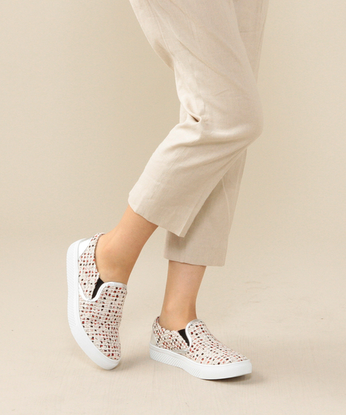 ROSE BUD（ローズバッド）の「LR-14103 TWEED SLIPON SNEAKER（スニーカー・レディース・ブラック×レッド/ライトブルー・39/38/36/37）」の2枚目の写真